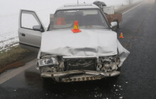 Dvě nehody za sebou. Řidiči v Dolanech nezpomalili