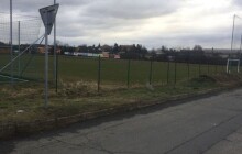 Krádež na fotbalovém hřišti, desítky metrů oplocení jsou pryč