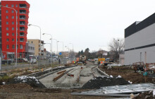 Stavba tramvajové trati uzavře od pondělí křižovatku u Billy