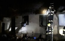 V Prostějově hořel rodinný dům. Bylo v něm i několik tlakových lahví