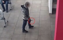 VIDEO: Muž bodl soka do zad. Násilník v rukou policistů skončil už podeváté