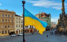 VÝRAZ SOLIDARITY: U radnice vlaje vlajka Ukrajiny