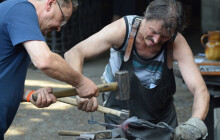Helfštýn chystá sezonní výstavu ke 40. výročí kovářského Hefaistonu