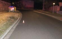 Srazil chodce a ujel. Policie hledá svědky dopravní nehody