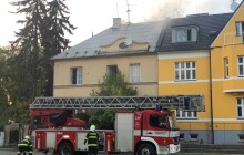 V Olomouci nedaleko Šantovky hořel v neděli neobydlený dům