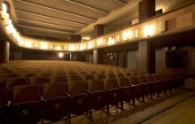 Zapomenuté stavby: Věznice, zábavní centrum a znárodnění. Čím si prošlo kino Central?