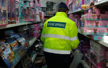 Velký úspěch olomouckých celníků. Odhalili padělky v hodnotě 1,2 milionu korun