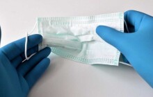 Konec respirátorů. Nasadíme je jen v MHD a zdravotnických zařízeních