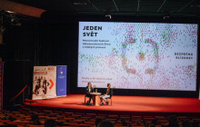 Cesty svobody povedou Olomoucí. Jeden svět je za rohem