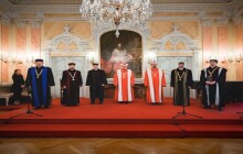 Univerzita slavnostně uvedla do funkce děkany čtyř fakult