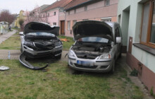 Mikrospánek za volantem, senior vyvázl s lehkým zraněním