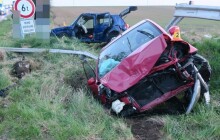 Dopravní nehoda u Olšan, dva zraněné odvezla záchranka  