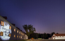 Muzejní noc láká na běžně nepřístupné atrakce. Nahlédněte do historie i do světa rostlin