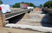 AKTUALIZACE: Mezi Olomoucí a Mohelnicí do jednoho pruhu. ŘSD pokračuje v opravě mostu