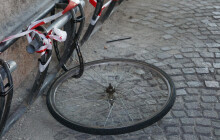 Neznámý pachatel ukradl kolo i se zámkem, hrozí mu dva roky vězení