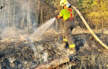 VIDEO: Hasiči zlikvidovali požár ve vojenském prostoru Libavá, pomohl tomu i déšť