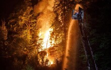 Kouř z požáru v Českém Švýcarsku je cítit i na Olomoucku. Hasiči mají desítky telefonátů