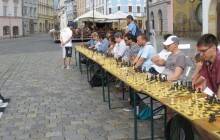 Akce na víkend: Šachy na Horním náměstí a jízda vojenské techniky po městech Olomouckého kraje