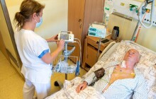 FN Olomouc zakázala návštěvy na dvou klinikách. Nechce ohrozit pacienty