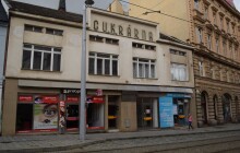 Zapomenuté stavby: Cukrárna U Kotrbáčka. Vyhlášený podnik připomíná pouze starý nápis