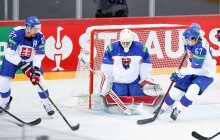 Výhra, chycený nájezd i vyloučení. Olomoucký Konrád začal na MS skvěle