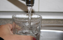 Zabarvená voda? Vodovody a kanalizace upozorňují na stavební práce