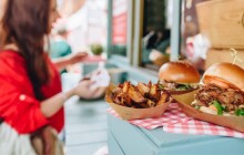 Všechny chutě světa v Olomouci. Yummy Yummy festival nabídne burgery nebo indické kari
