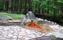 Tip na výlet: Znáte legendu o trpaslících? Vyrazte hledat odpověď k rezavému prameni