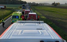 Projížděli okolo a pohotově zasáhli. Hasiči ocenili řidiče