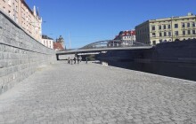 Náplavka je hotová a přístupná veřejnosti. Budou na ní koncerty a další kulturní program