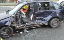 Dvě nehody u Globusu během několika minut. U obou jsou zranění