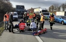 Chodec přebíhal dálnici a srazil ho kamion. Teď bojuje ve FNOL o život