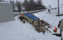 Naboural a ujel. Policie pátrá po řidiči kamionu