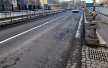 Silnice potřebují opravu jako sůl. Město letos kopne do cest u nádraží