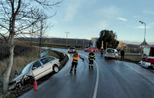 Až dvacet nehod kvůli ledovce. Zasahovali hasiči, policie i záchranáři