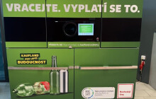 Je jich jen pár v republice. PET lahve vykupuje šternberský i olomoucký supermarket