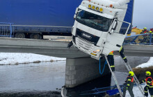 Highlighty týdne: Kamion nad řekou, Sestra Sympatie z fakultky i návrat sigmáka