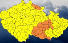 Na sobotu platí výstraha před silným větrem. Místy dosáhne rychlosti 90 km/h