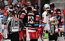 Díra v ledu a gól v poslední minutě. Mora padla v Pardubicích