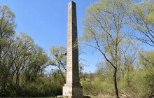 Tip na výlet: Procházka k obelisku Komín