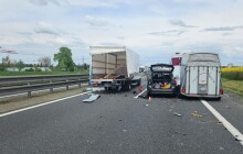 Hromadná havárie na D46. Na místo letěl záchranný vrtulník