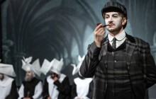 Sherlock bude vyšetřovat v Moravském divadle. Jaký případ pro něj David Drábek připravil?