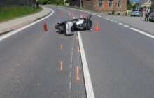 Srazil motorkáře a ujel. Policie hledá svědky nehody