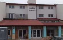 Mělo tam být chráněné bydlení, teď se v Turovicích otevírá domov pro seniory