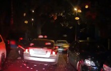 VIDEO: Za jízdy vyskočil z auta. Policisté v autě našli pervitin i extázi 