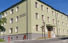 Petici proti zařízení pro propuštěné vězně na Svatém Kopečku podepsalo tisíc lidí