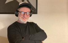 Má za sebou Aloise Nebela nebo kapelu Priessnitz. Jesenický autor slaví šedesátiny