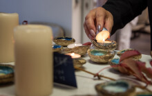 Na zesnulé myslí i ve fakultce. Kaplani připravili vzpomínkovou akci