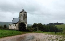 Tip na výlet: Zůstal jen kostel a hroby. Navštivte zaniklou obec Vrchní Orlice