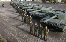 Čtrnáct šelem v Přáslavicích. Do kasáren dorazily poslední tanky Leopard